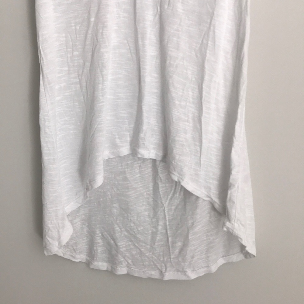 White top - Picture 4 of 4